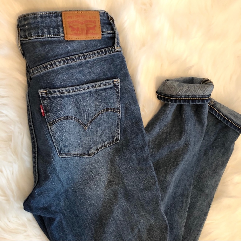 Levi 721 High Rise Skinny Jeans